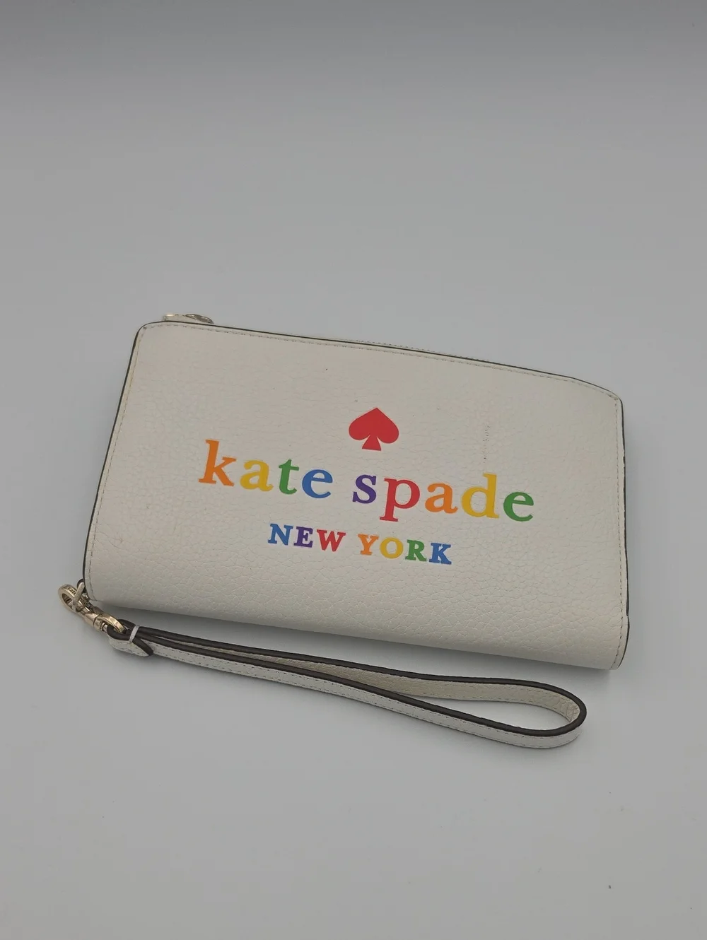 Kate Spade White Rainbow Pride Limited Edition Phone Wristlet/Wallet (EUC)✨️🌈✨️